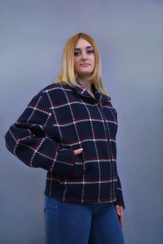 Kurtka "Luźna Forma"