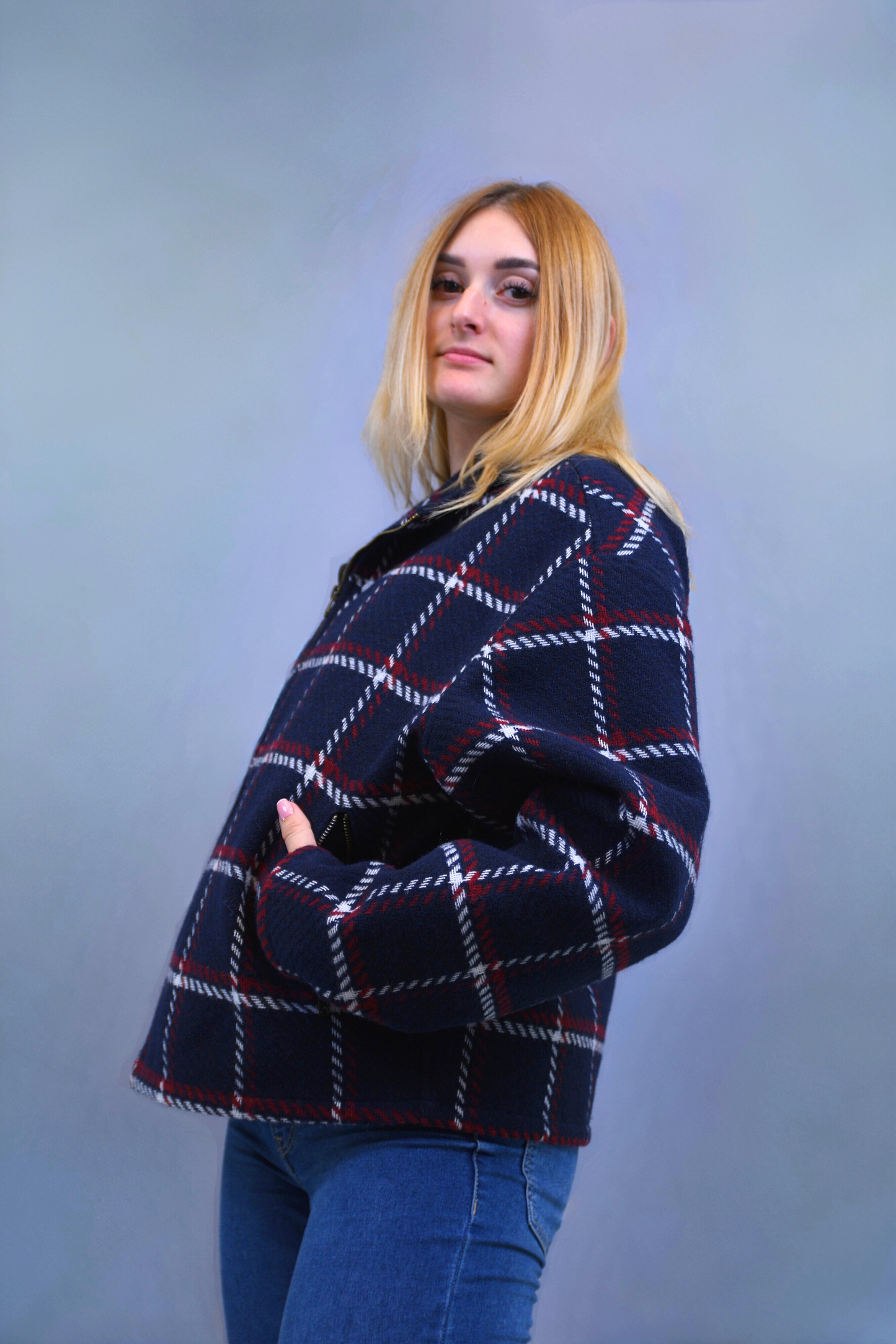 Kurtka "Luźna Forma"