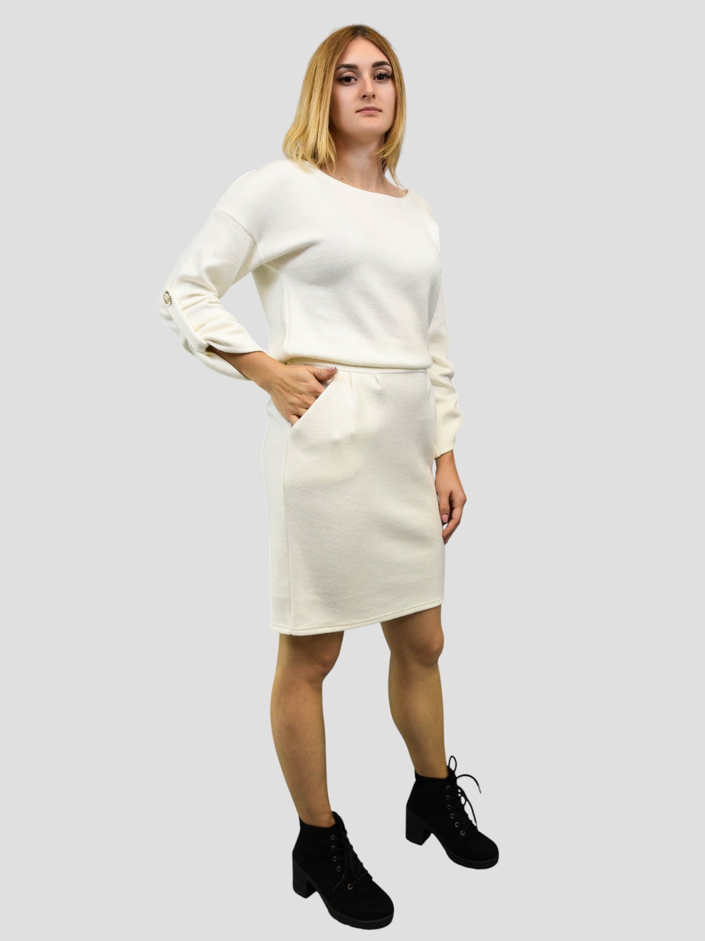 Katifra — sukienka „Autumn Cream” z dzianiny wiskozowej z angorą